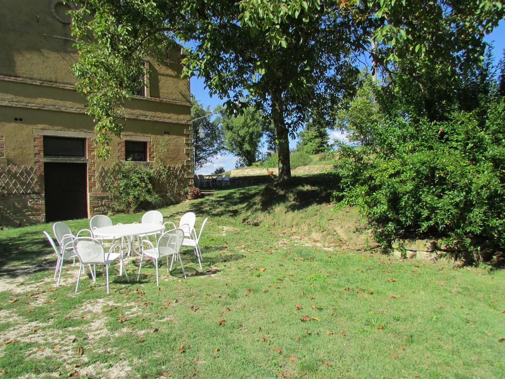 Agriturismo Dea Valfabbrica Eksteriør bilde