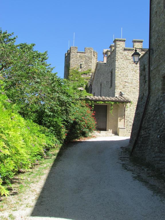 Agriturismo Dea Valfabbrica Eksteriør bilde